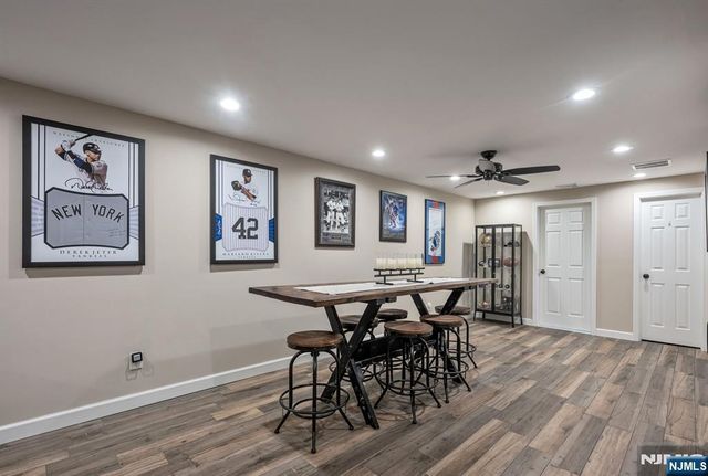 20 Masterson Court, Waldwick, NJ 07463