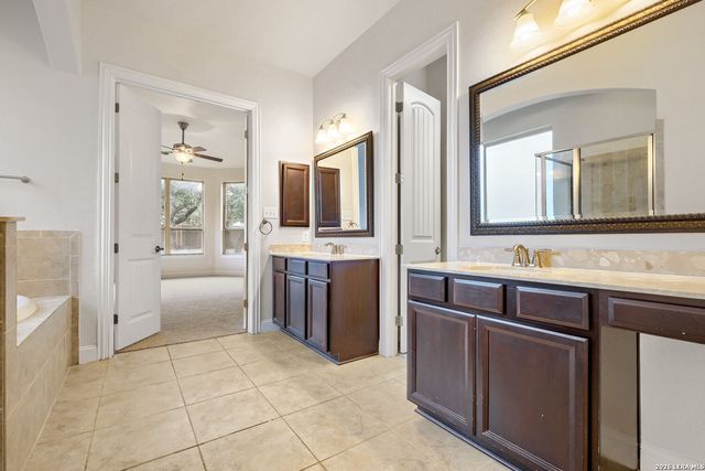 2905 Piping Rock, San Antonio, TX 78253