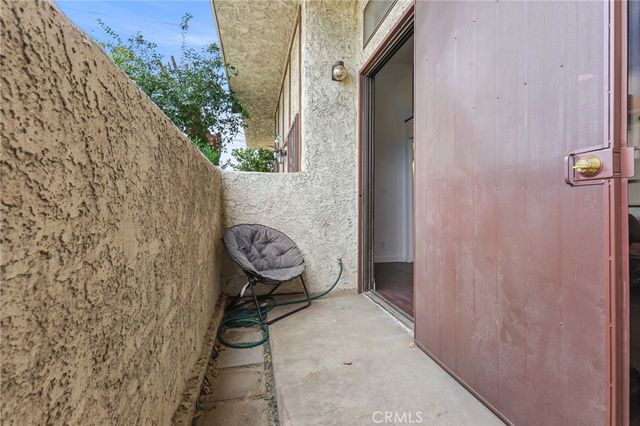 13243 Vanowen 2, North Hollywood, CA 91605