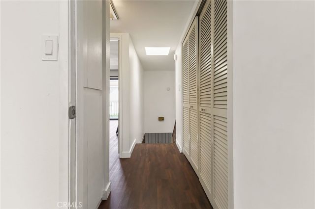 13243 Vanowen 2, North Hollywood, CA 91605