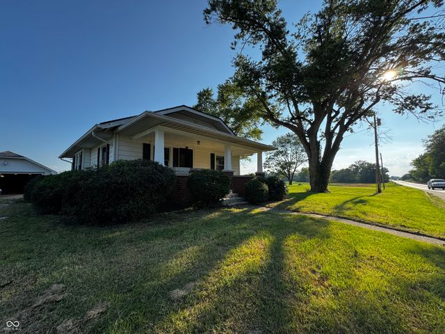 3179 W 400 N, Fairland, IN 46126