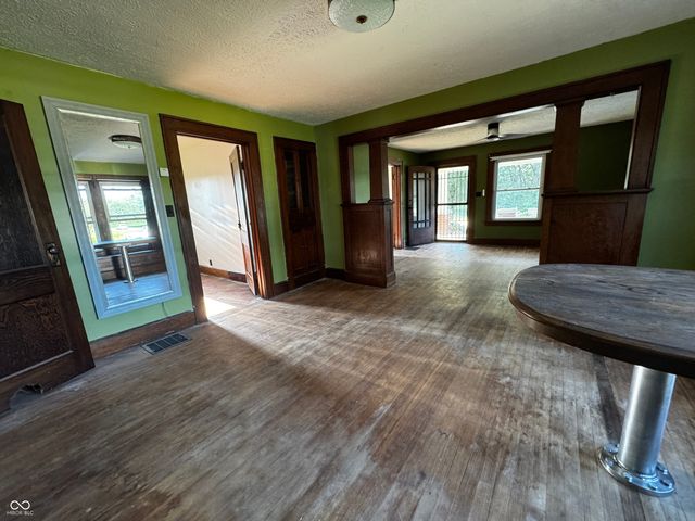 3179 W 400 N, Fairland, IN 46126