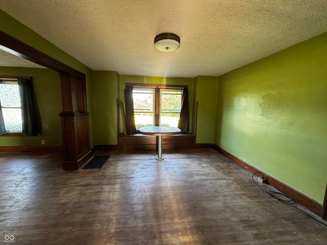 3179 W 400 N, Fairland, IN 46126