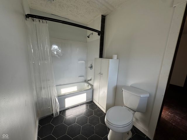 3179 W 400 N, Fairland, IN 46126