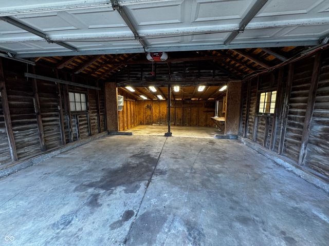 3179 W 400 N, Fairland, IN 46126