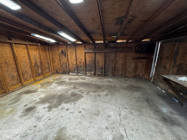 3179 W 400 N, Fairland, IN 46126