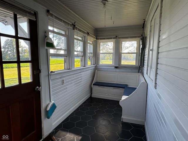 3179 W 400 N, Fairland, IN 46126