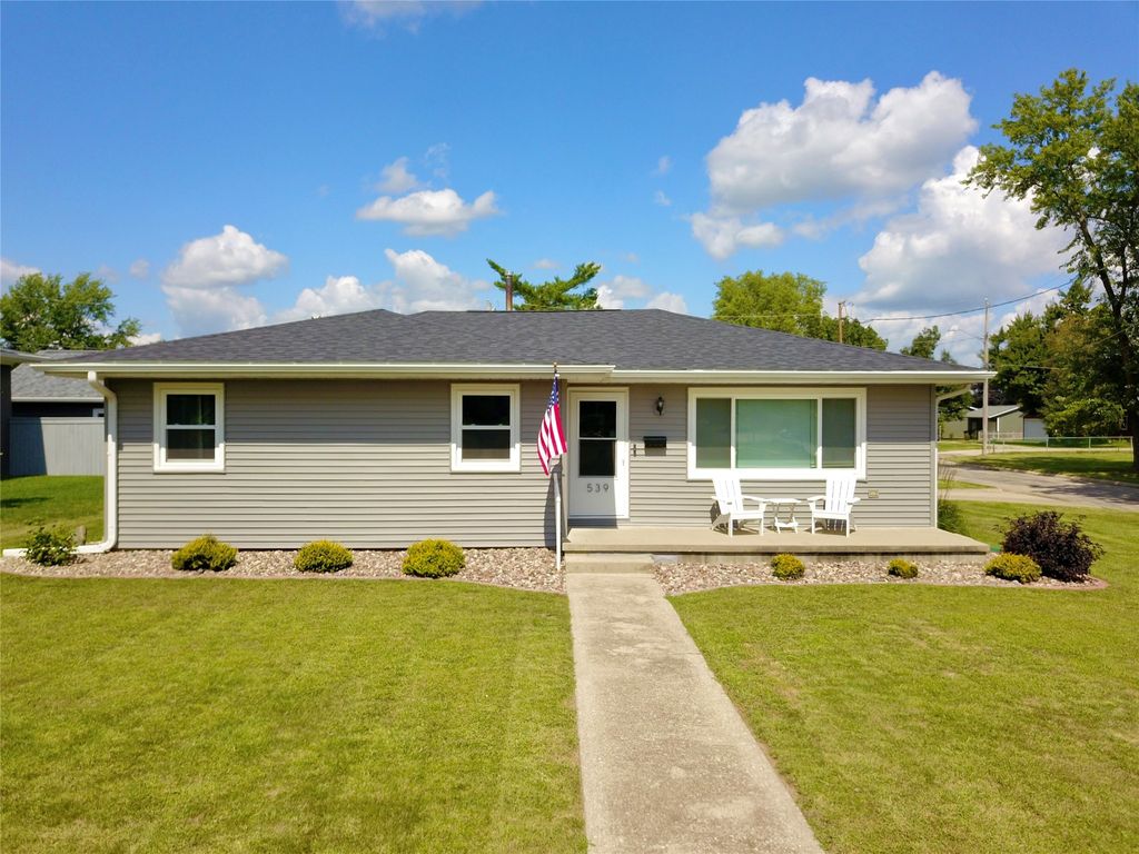 539 10th Avenue, Grinnell, IA 50112