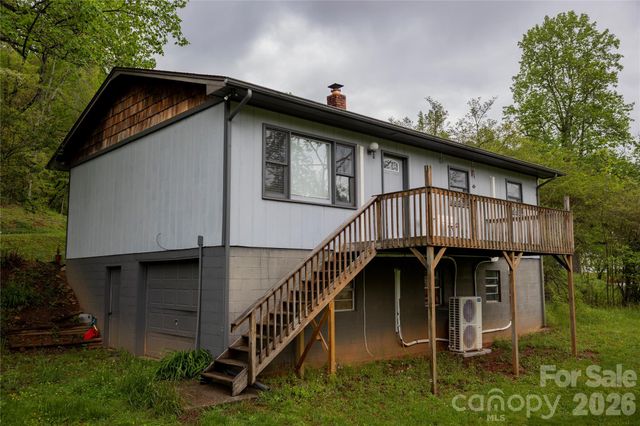57 Gribble Road, Franklin, NC 28734