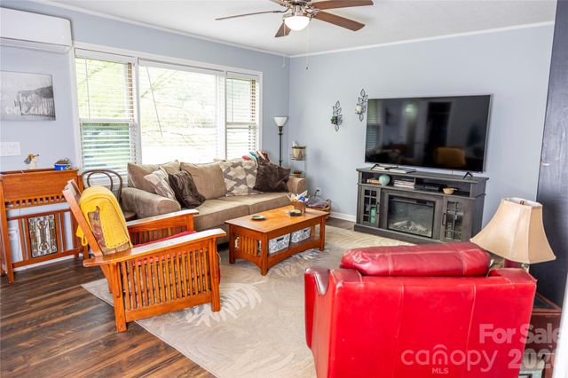 57 Gribble Road, Franklin, NC 28734
