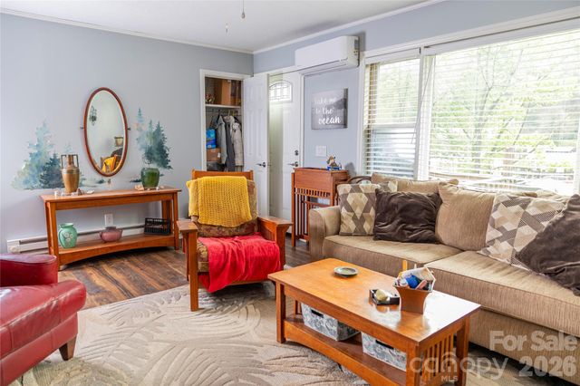 57 Gribble Road, Franklin, NC 28734