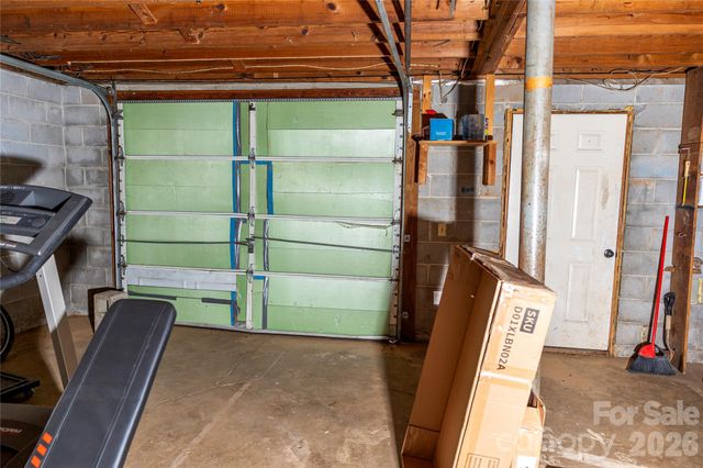 57 Gribble Road, Franklin, NC 28734