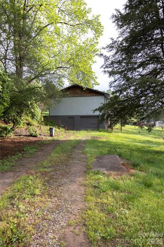 57 Gribble Road, Franklin, NC 28734