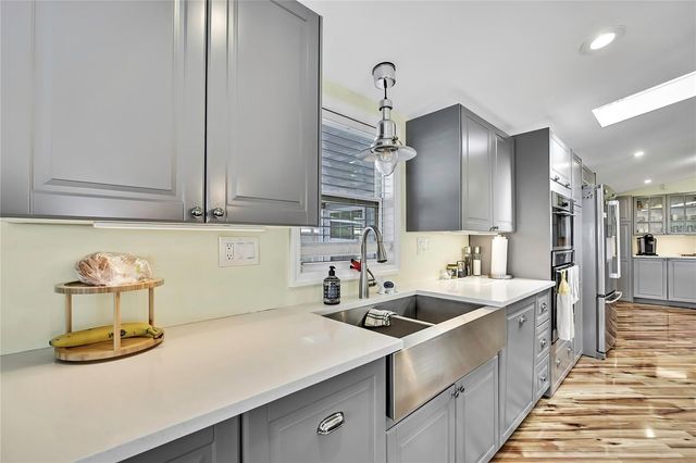 3110 BEAVER CREEK DRIVE, Wesley Chapel, FL 33543