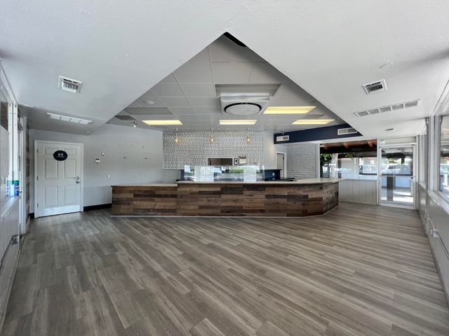 2471 Athens Avenue, Redding, CA 96001