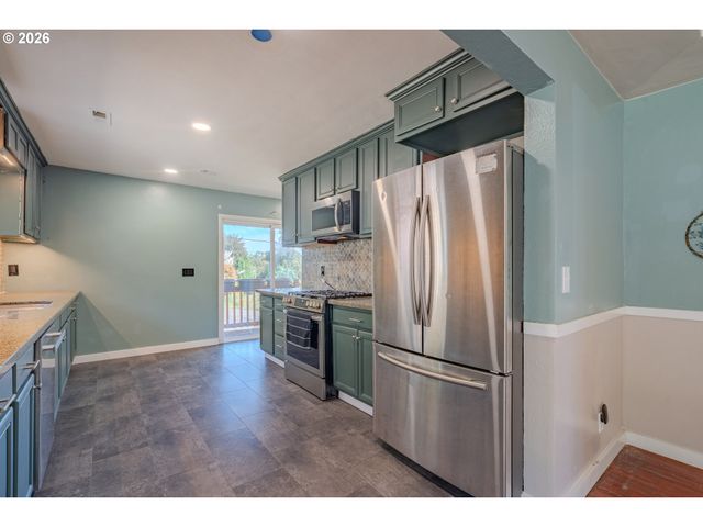 243 N SHEPHERD Rd, Washougal, WA 98671