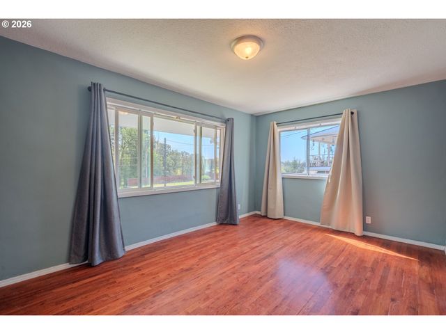 243 N SHEPHERD Rd, Washougal, WA 98671