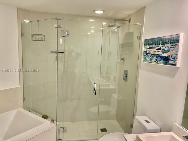 45 SW 9th St 2201, Miami, FL 33130