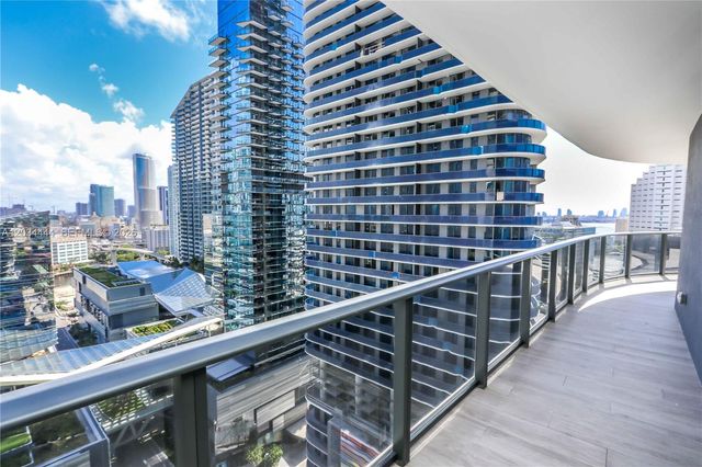 45 SW 9th St 2201, Miami, FL 33130