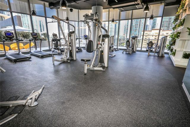 45 SW 9th St 2201, Miami, FL 33130
