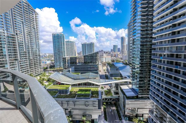 45 SW 9th St 2201, Miami, FL 33130