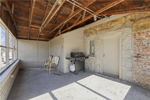 2127 Orchard Lane, Lawrence, KS 66049