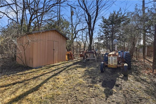 2127 Orchard Lane, Lawrence, KS 66049