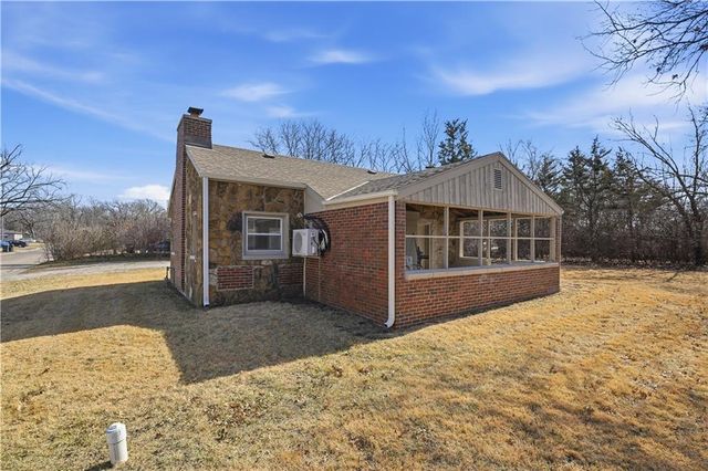 2127 Orchard Lane, Lawrence, KS 66049