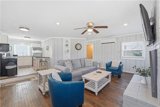 2127 Orchard Lane, Lawrence, KS 66049