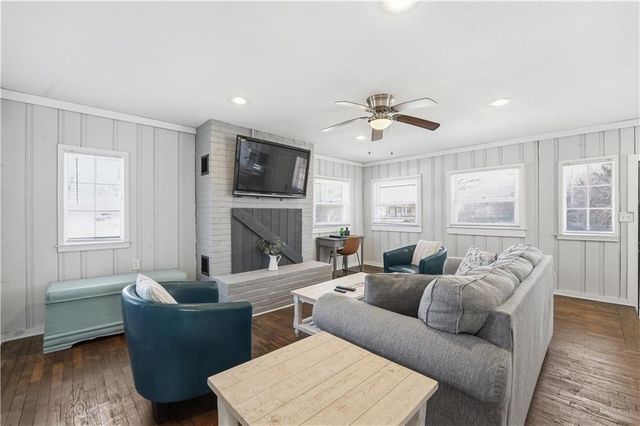 2127 Orchard Lane, Lawrence, KS 66049