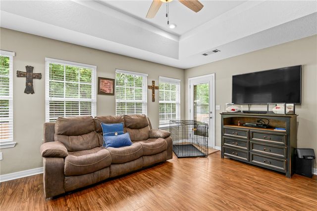 618 E Rush Road, Siloam Springs, AR 72761
