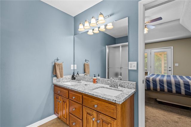 618 E Rush Road, Siloam Springs, AR 72761