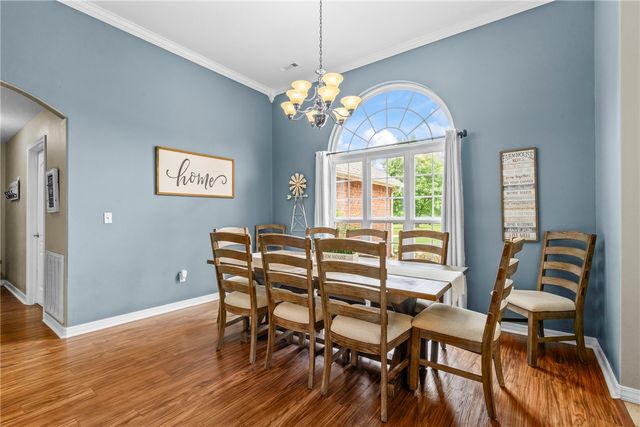 618 E Rush Road, Siloam Springs, AR 72761