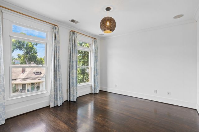 1702A 5th Ave, N, Nashville, TN 37208