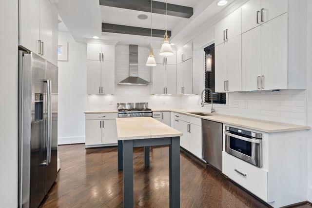 1702A 5th Ave, N, Nashville, TN 37208