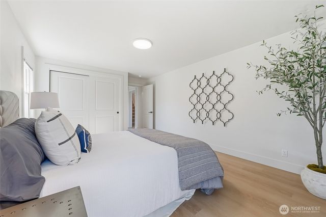 1221 S 101st Street, Seattle, WA 98168