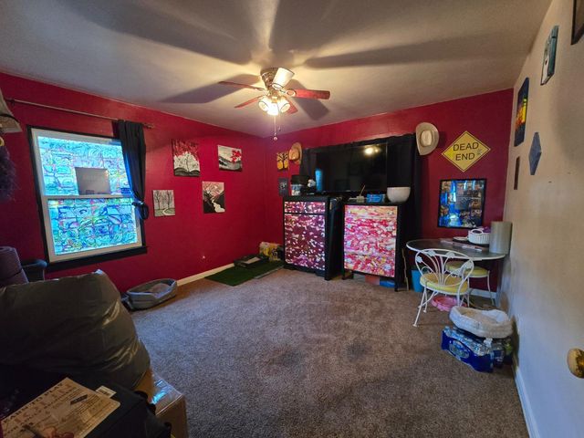 627 N Poplar Avenue, Fresno, CA 93728