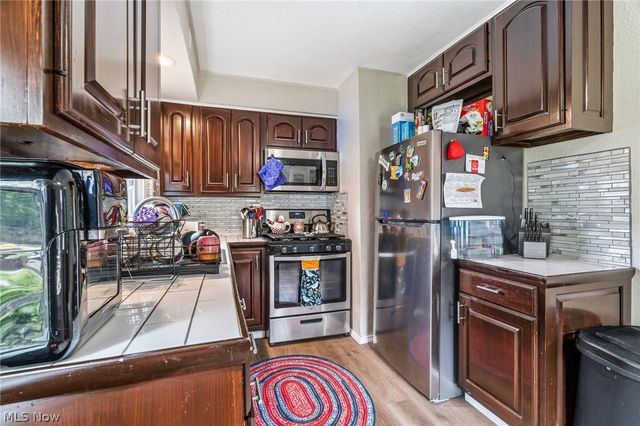 178 S Edgehill Avenue, Austintown, OH 44515