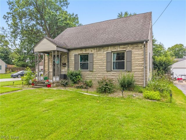 178 S Edgehill Avenue, Austintown, OH 44515