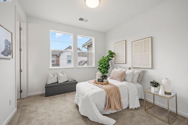 2336 Carbondale Way, Dublin, CA 94568