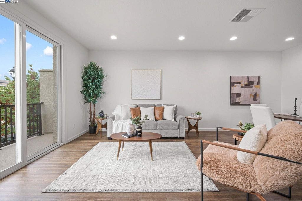 2336 Carbondale Way, Dublin, CA 94568