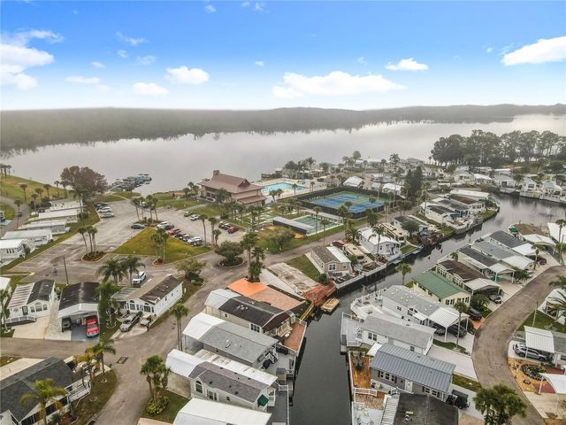 9000 US HWY 192 324, Clermont, FL 34714