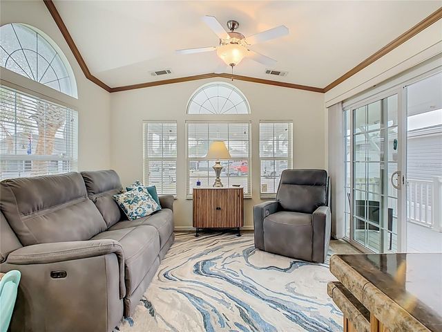 9000 US HWY 192 324, Clermont, FL 34714