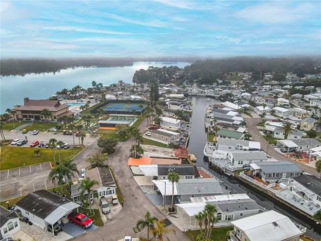 9000 US HWY 192 324, Clermont, FL 34714