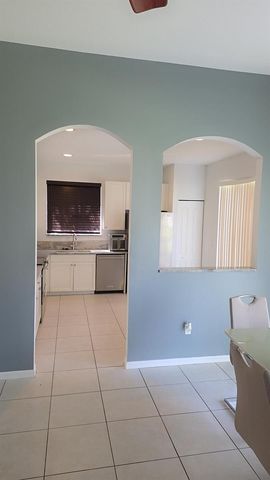 9517 SW Flowermound Circle, Port St. Lucie, FL 34987
