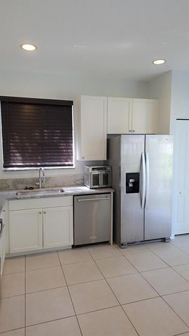 9517 SW Flowermound Circle, Port St. Lucie, FL 34987