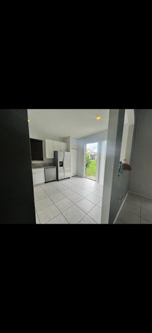 9517 SW Flowermound Circle, Port St. Lucie, FL 34987