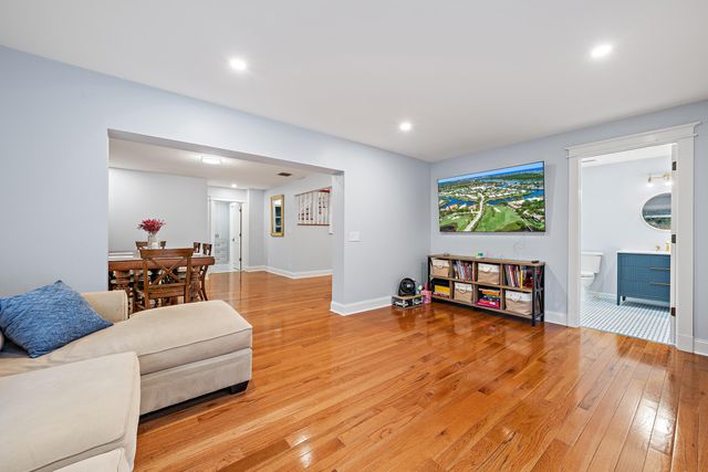 4143 Hickory Drive, Palm Beach Gardens, FL 33418