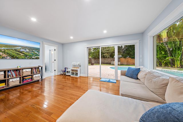 4143 Hickory Drive, Palm Beach Gardens, FL 33418