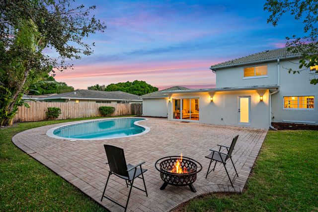 4143 Hickory Drive, Palm Beach Gardens, FL 33418